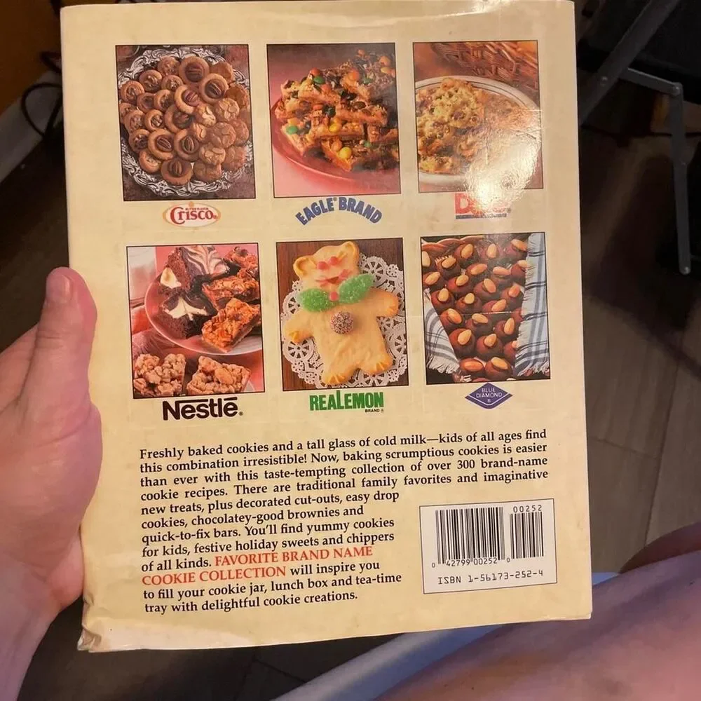 Favorite Brand Name Cookie Collection book with recipes for Hershey's, Jif, Land